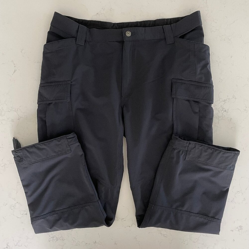 Duluth Trading Co. Casual Multi Pocket Nylon Blend Cargo Pants Black Sz 38 x 30